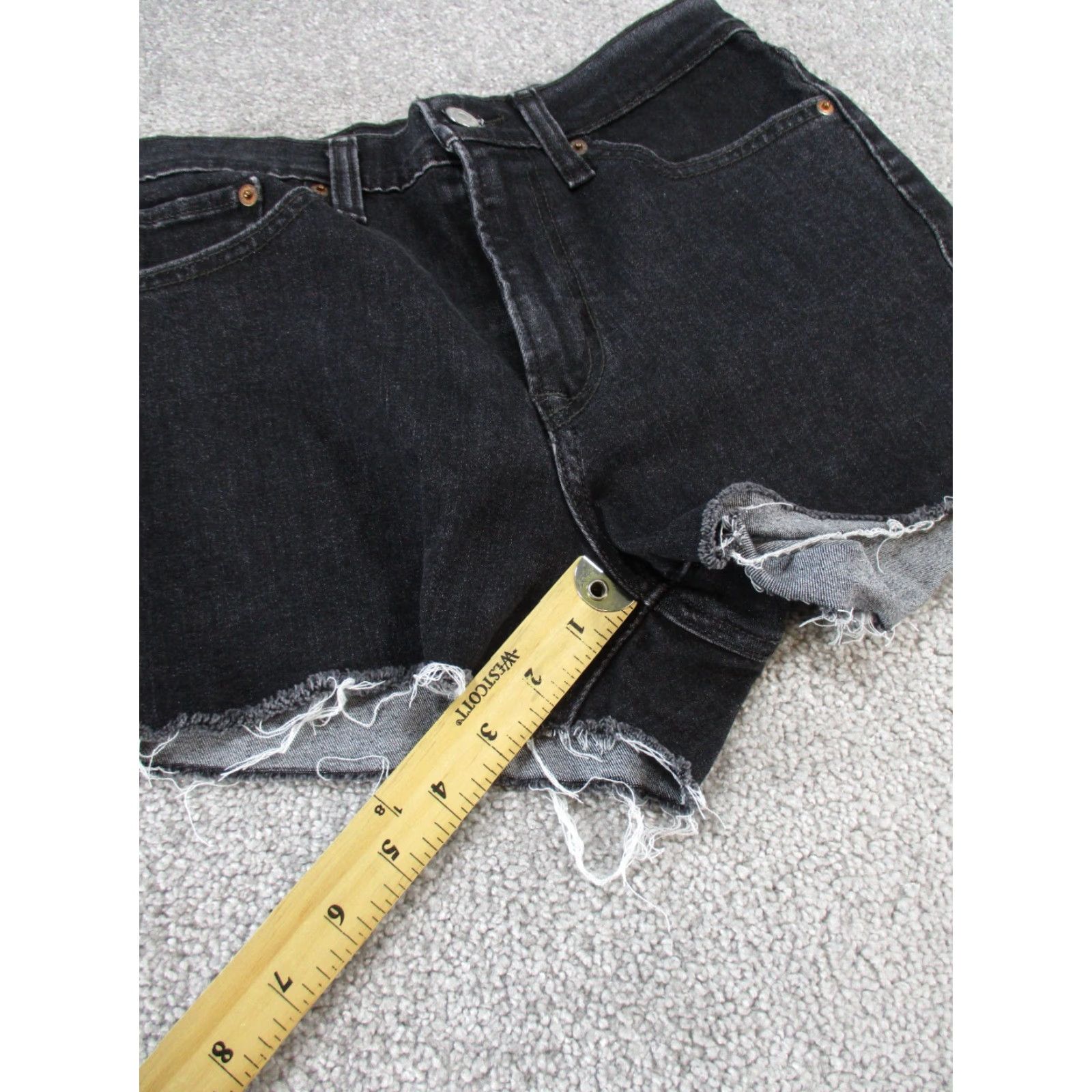 Levi's VINTAGE Levis Shorts Womens 27 Faded Black Denim Cut Offs 90s Festival Womens Size 27" / US 4 / IT 40 - 3 Thumbnail