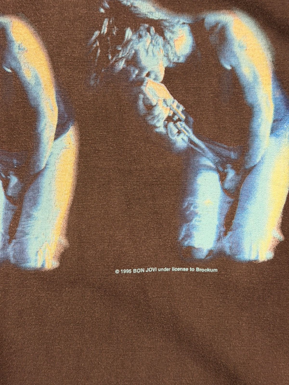Vintage Vintage Bon Jovi 1995 World Tour Faded Band Tee Size US XL / EU 56 / 4 - 8 Thumbnail