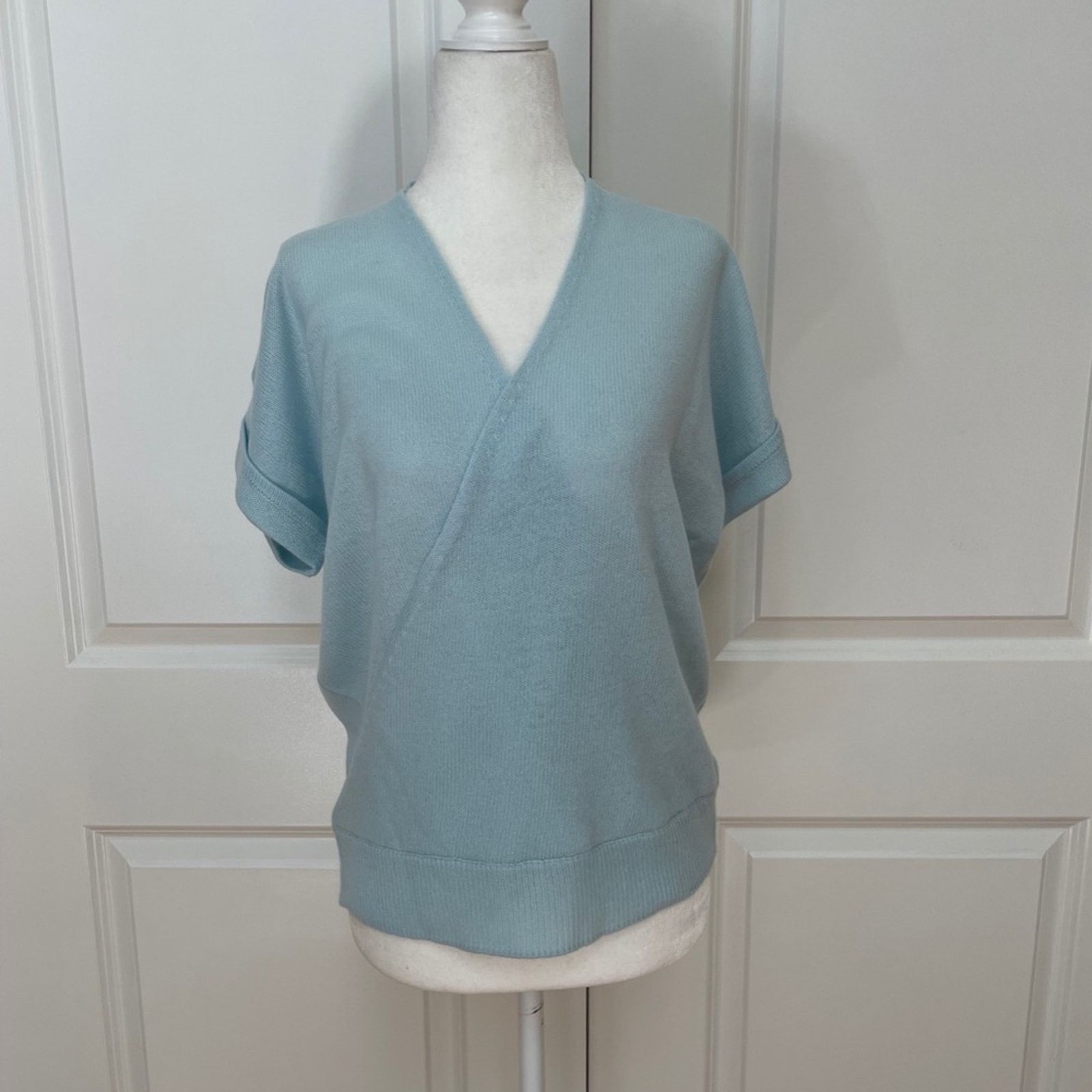 360Cashmere Audrina Cashmere Surplice Sweater from 360 CASHMERE Size XS / US 0-2 / IT 36-38 - 1 Thumbnail