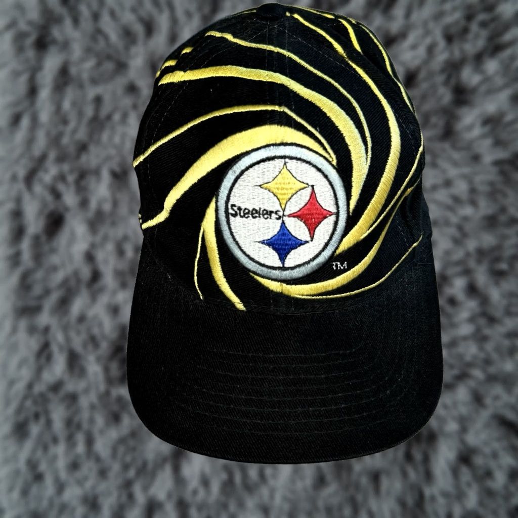 Drew VINTAGE Pittsburgh Steelers Hat Adult 90s Drew Pearson SnapBack NFL Sport Black Cotton Knit Men One Size Adjustable Lightweight Snapback Seasoned Mens Size ONE SIZE - 1 Thumbnail