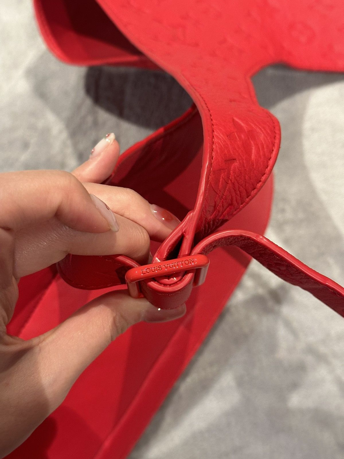 Louis Vuitton × Virgil Abloh Louis Vuitton Leather Red Vest Mid Layer Size US S / EU 44-46 / 1 - 3 Thumbnail