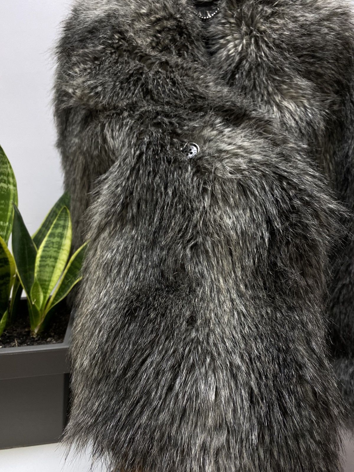 Armani × Vintage Women’s Armani Exchange Fur Coat Jacket Size M / US 6-8 / IT 42-44 - 15 Thumbnail