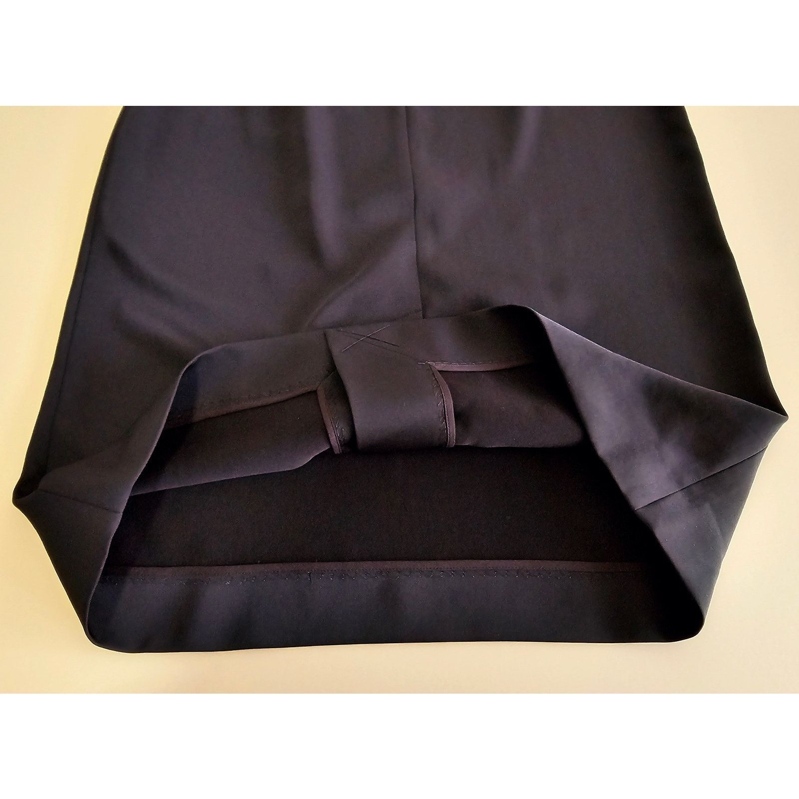 Vince NWT VINCE Black Pencil Knee Length Skirt S/P Small $245 Size 27" / US 4 / IT 40 - 6 Thumbnail