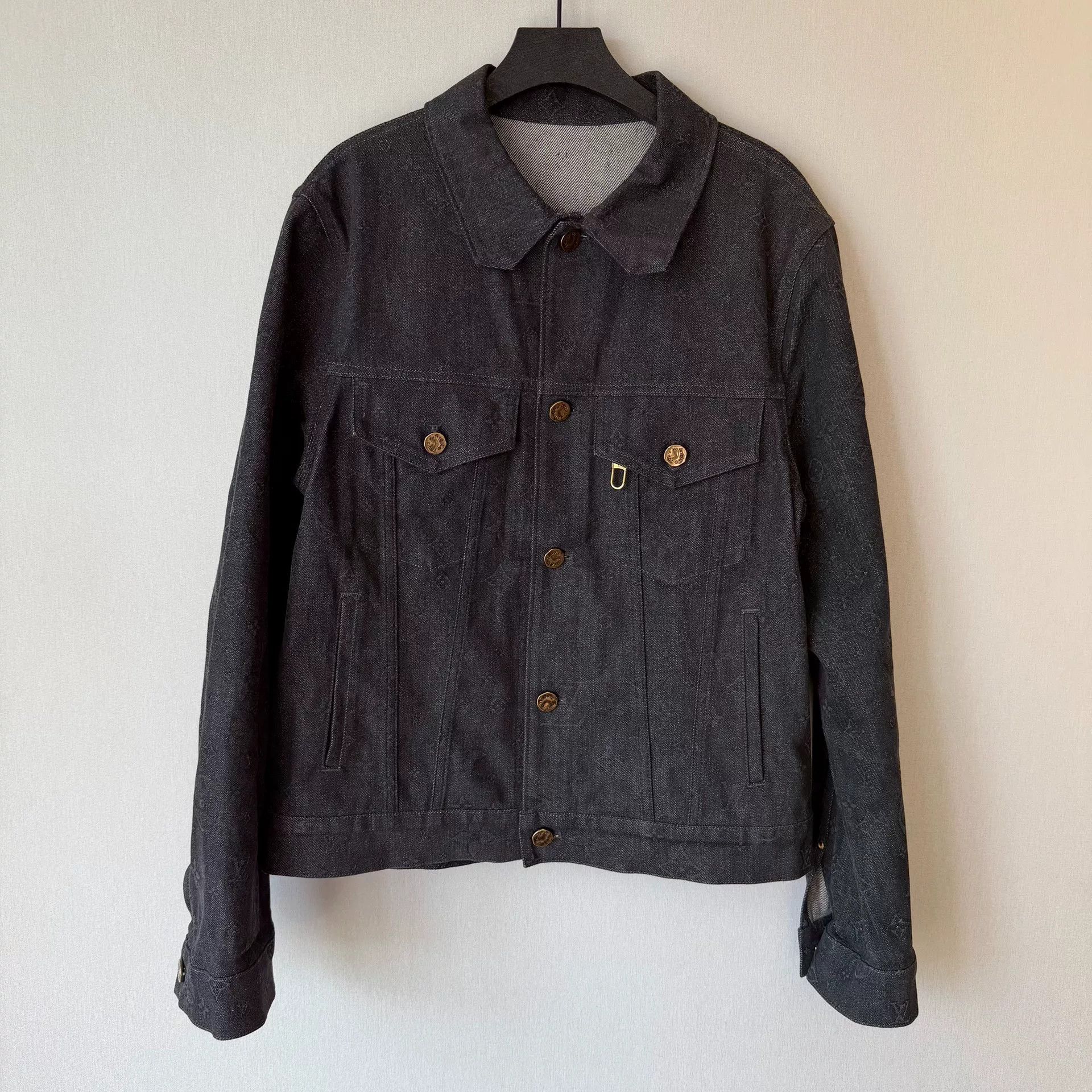 Louis Vuitton Louis Vuitton Denim Jacket L Women Size L / US 10 / IT 46 - 1 Thumbnail