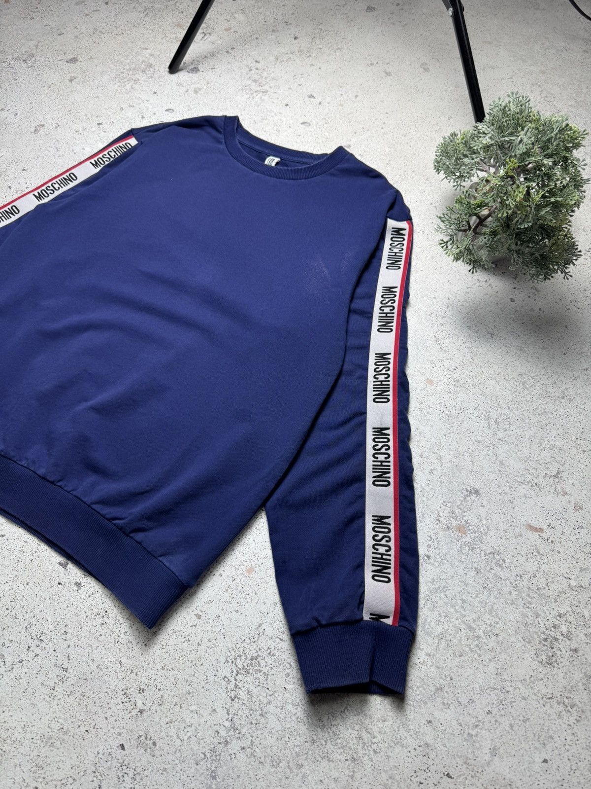 Moschino × Vintage Moschino Men's Logo-tape Crew Sweatshirt Blue M Size US M / EU 48-50 / 2 - 3 Thumbnail