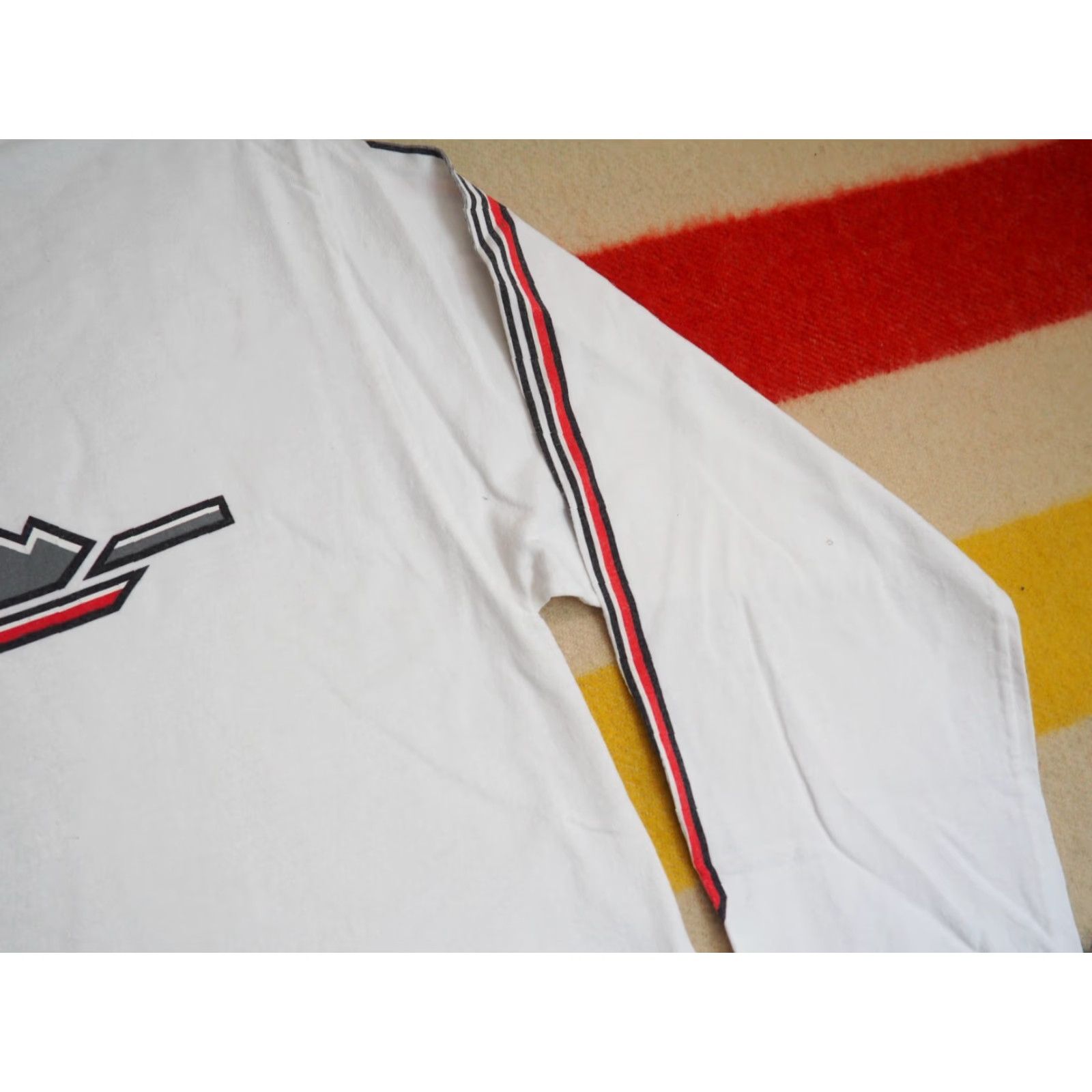 AAA VTG 90s AAA Sundance Wyoming Ski Hiking Mountain White L/S Tee T-Shirt L Mens Size US L / EU 52-54 / 3 - 5 Thumbnail