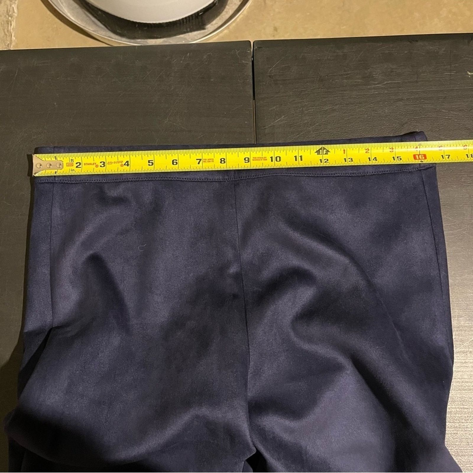 Elie Tahari NWT Elie Tahari Pants Womens sz L Vegan Suede Navy Legging Size 30" / US 8 / IT 44 - 6 Thumbnail