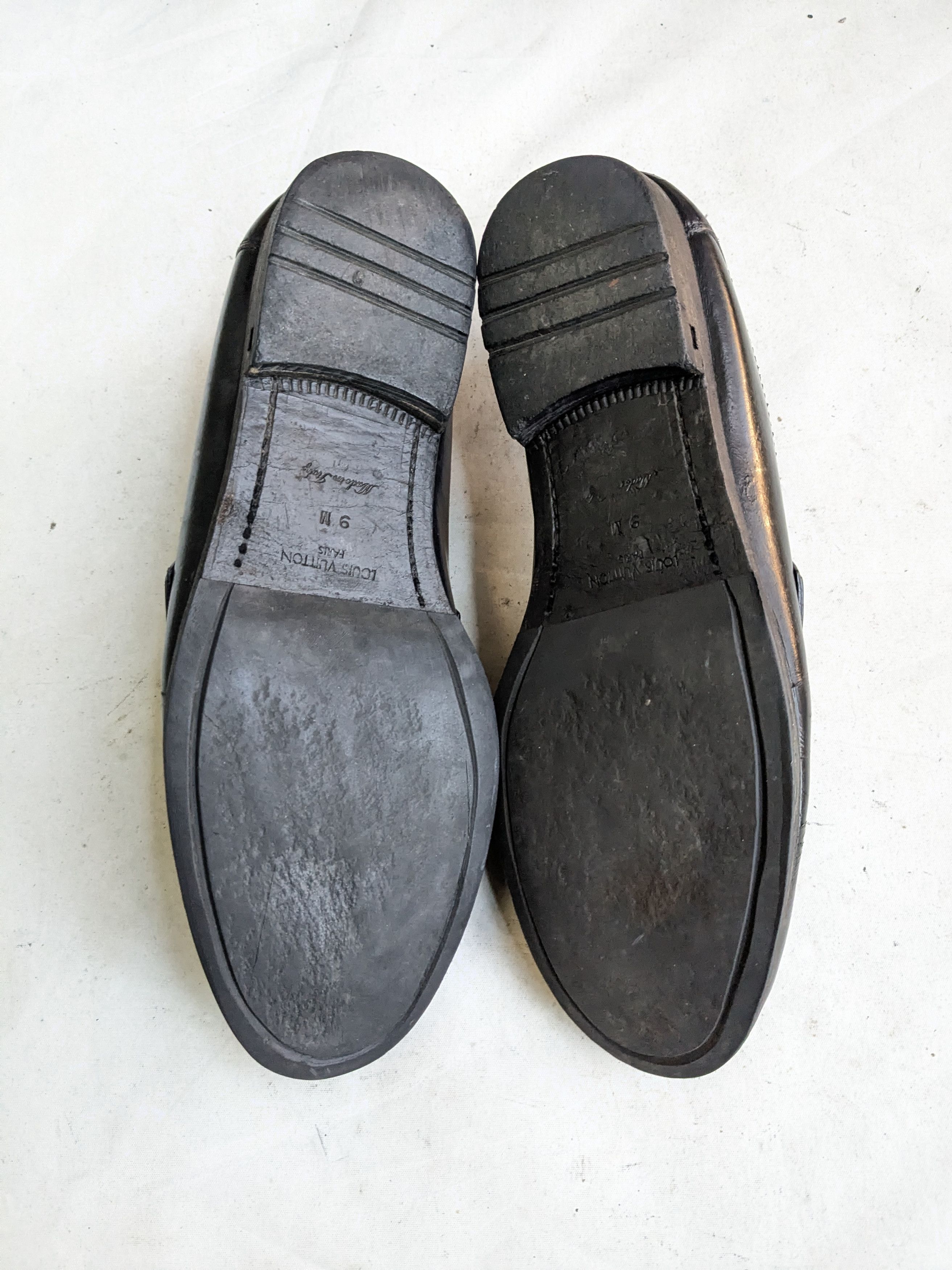Louis Vuitton Louis Vuitton Driving Black 10 Leather LV Buckle Size US 10 / EU 43 - 14 Thumbnail