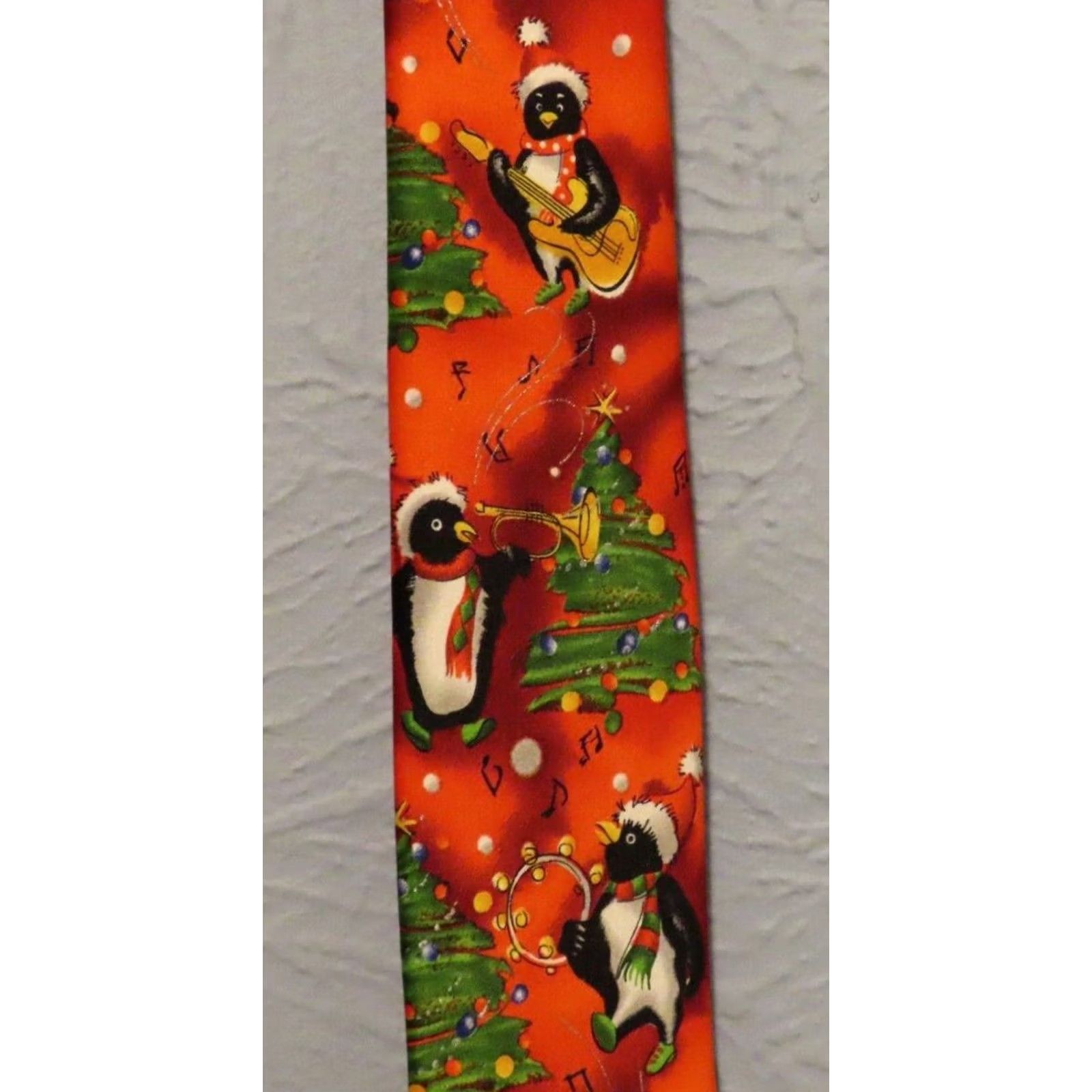 Vintage Jerry Garcia Necktie Men Tie Christmas Penguin Pattern Red Green Black White 57"-60" Classic Holiday Size ONE SIZE - 3 Thumbnail