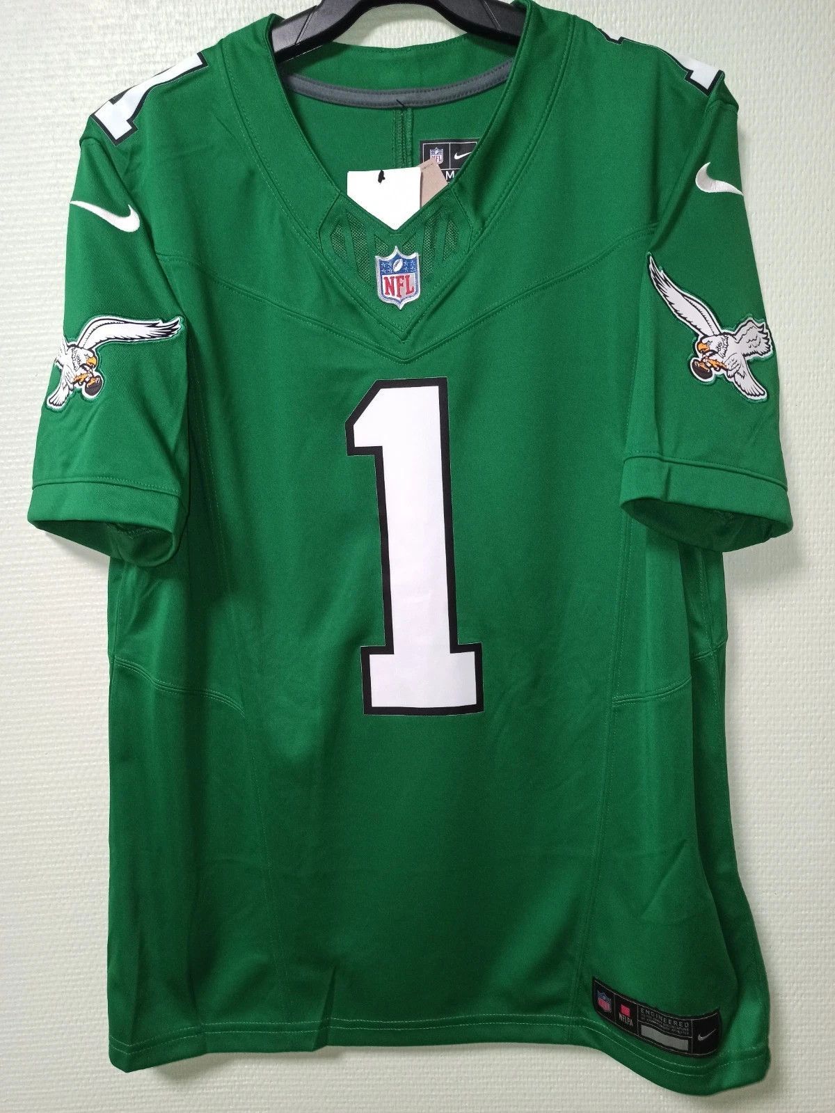NFL × Nike Nike Jalen Hurts Kelly Green Eagles Limited Jersey Size US M / EU 48-50 / 2 - 4 Thumbnail