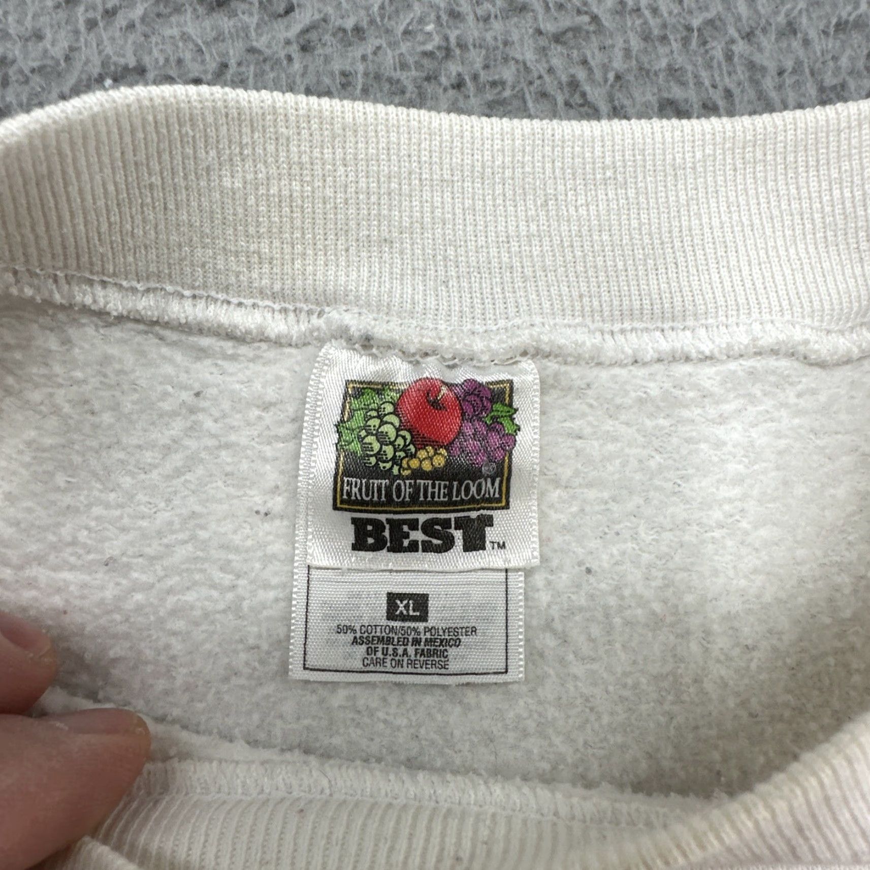 Fruit Of The Loom VINTAGE Fruit of the Loom Sweatshirt Crewneck XL Yellow Logo Graphic Print Money USA 80s 90s Classic Pullover Men Size US XL / EU 56 / 4 - 3 Thumbnail