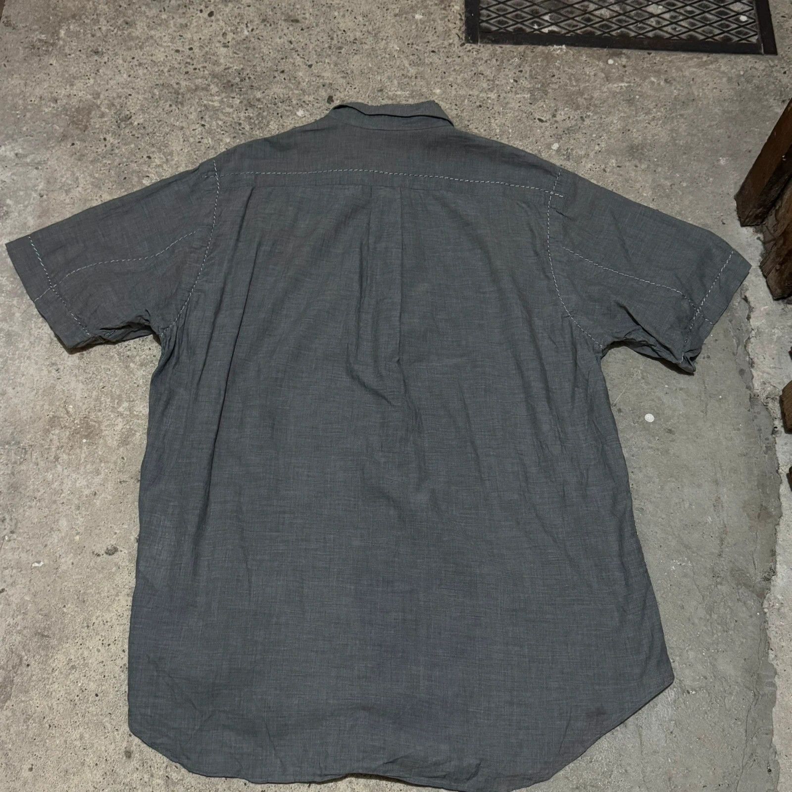 Comme des Garcons Comme des Garçons shirts short sleeve shirt Size US XL / EU 56 / 4 - 3 Thumbnail