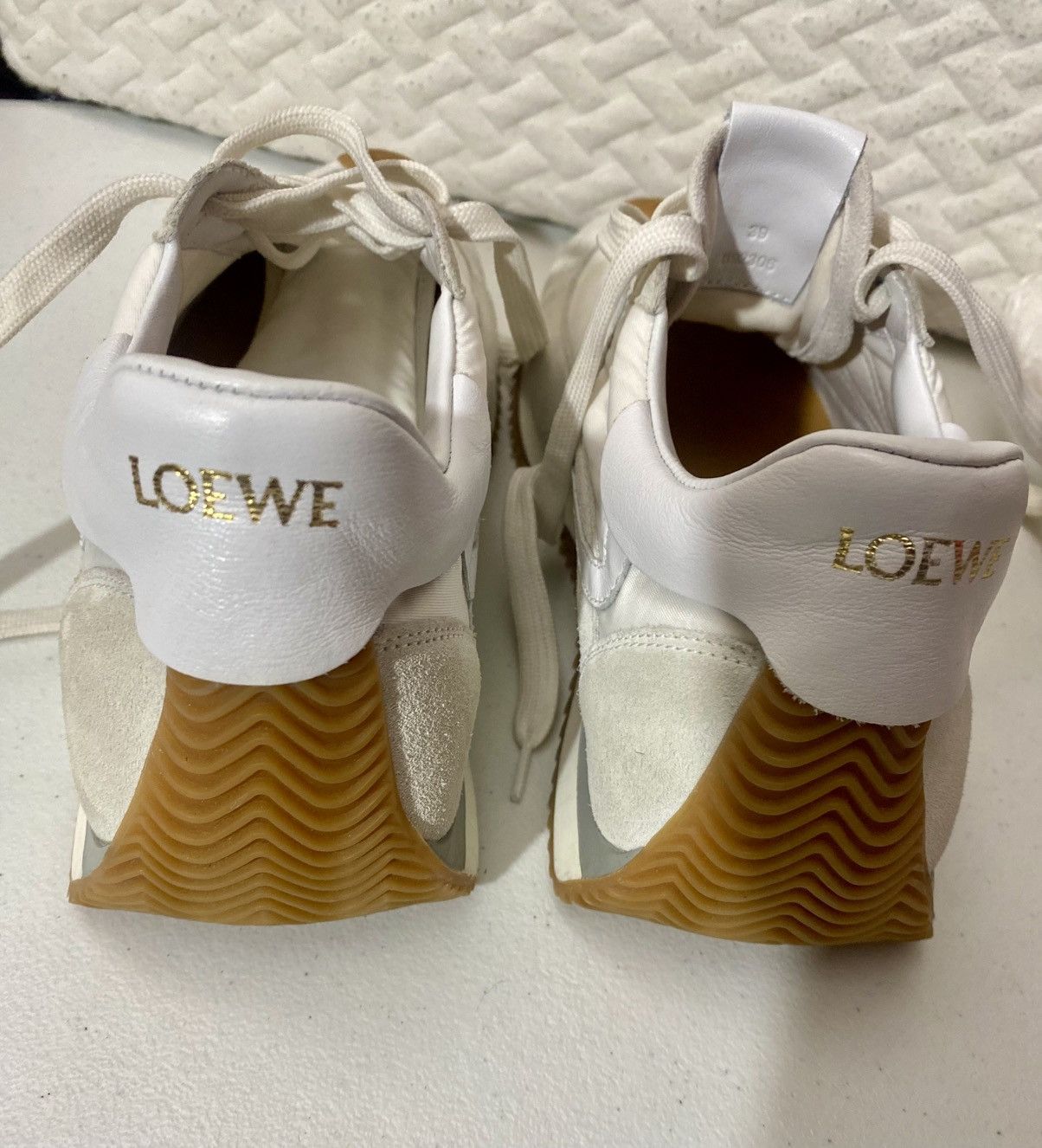 Loewe Loewe 🇮🇹 Flow Retro Runner Sneakers White Techno Suede 9 US Size US 9 / IT 39 - 22 Thumbnail