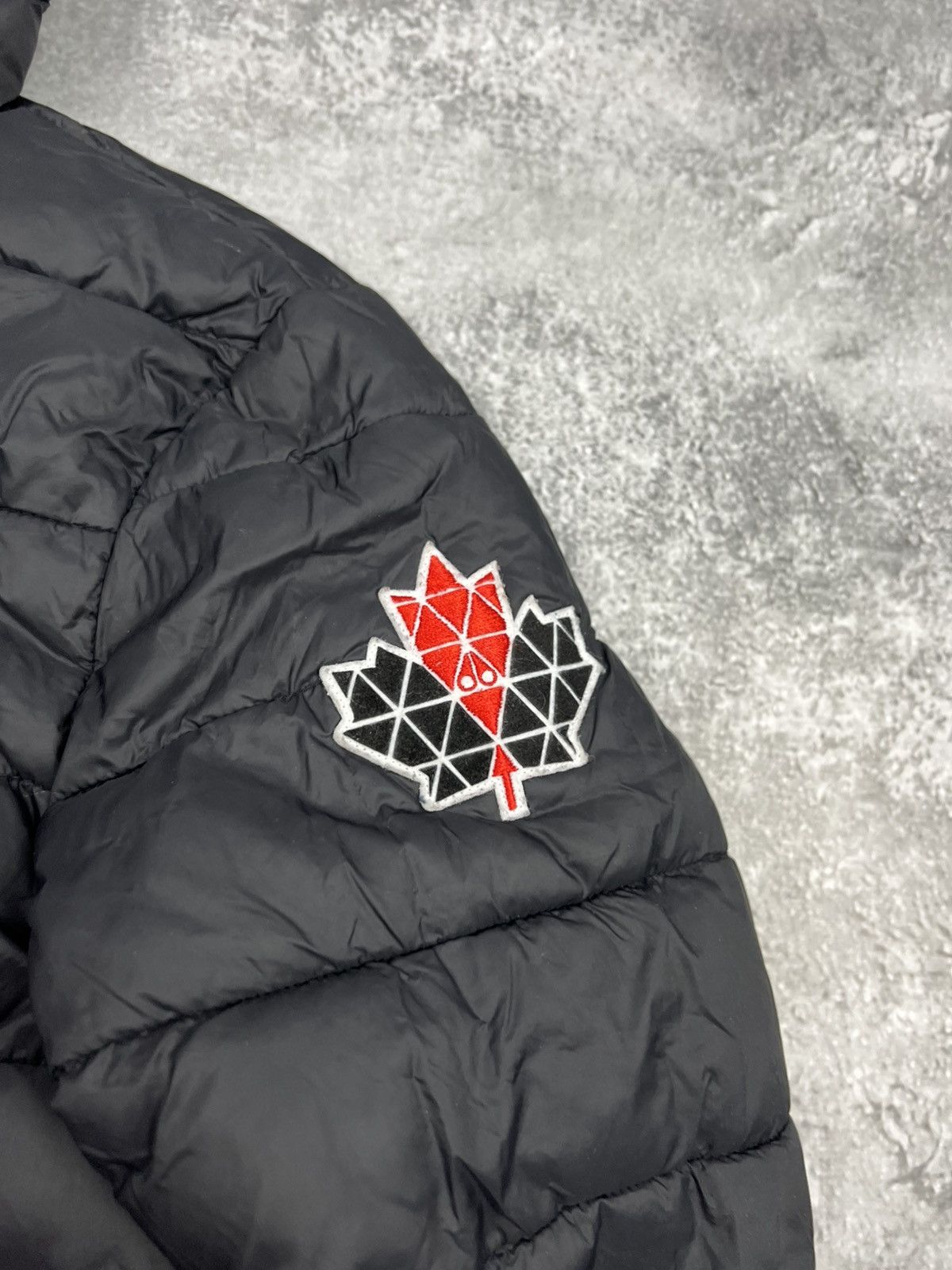 Moose Knuckles Boys 10-12y Moose Knuckles Black Micropuffer Jacket Size US XXS / EU 40 - 4 Thumbnail