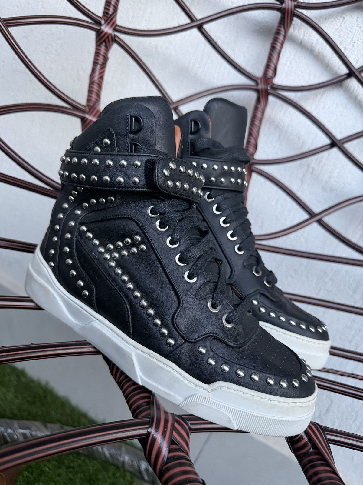 Givenchy 🎸studded tyson by Riccardo tisci Size US 5 / EU 37 - 1 Thumbnail