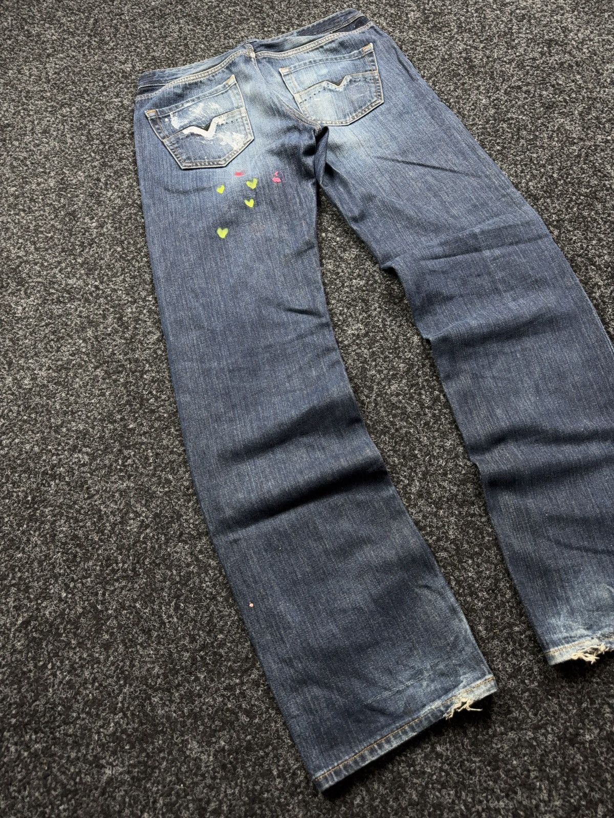 Diesel 00s Diesel Larkee Distressed Punk Custom Painted Y2K Jeans Size US 31 - 14 Thumbnail