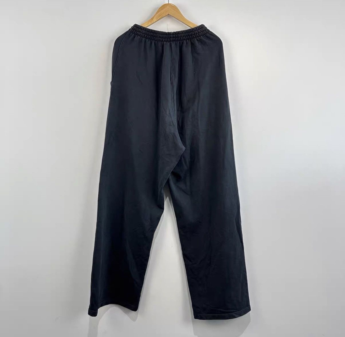 Balenciaga Balenciaga Embroidered Vintage Wide Leg Casual Pants J42 Size US 30 / EU 46 - 2 Thumbnail