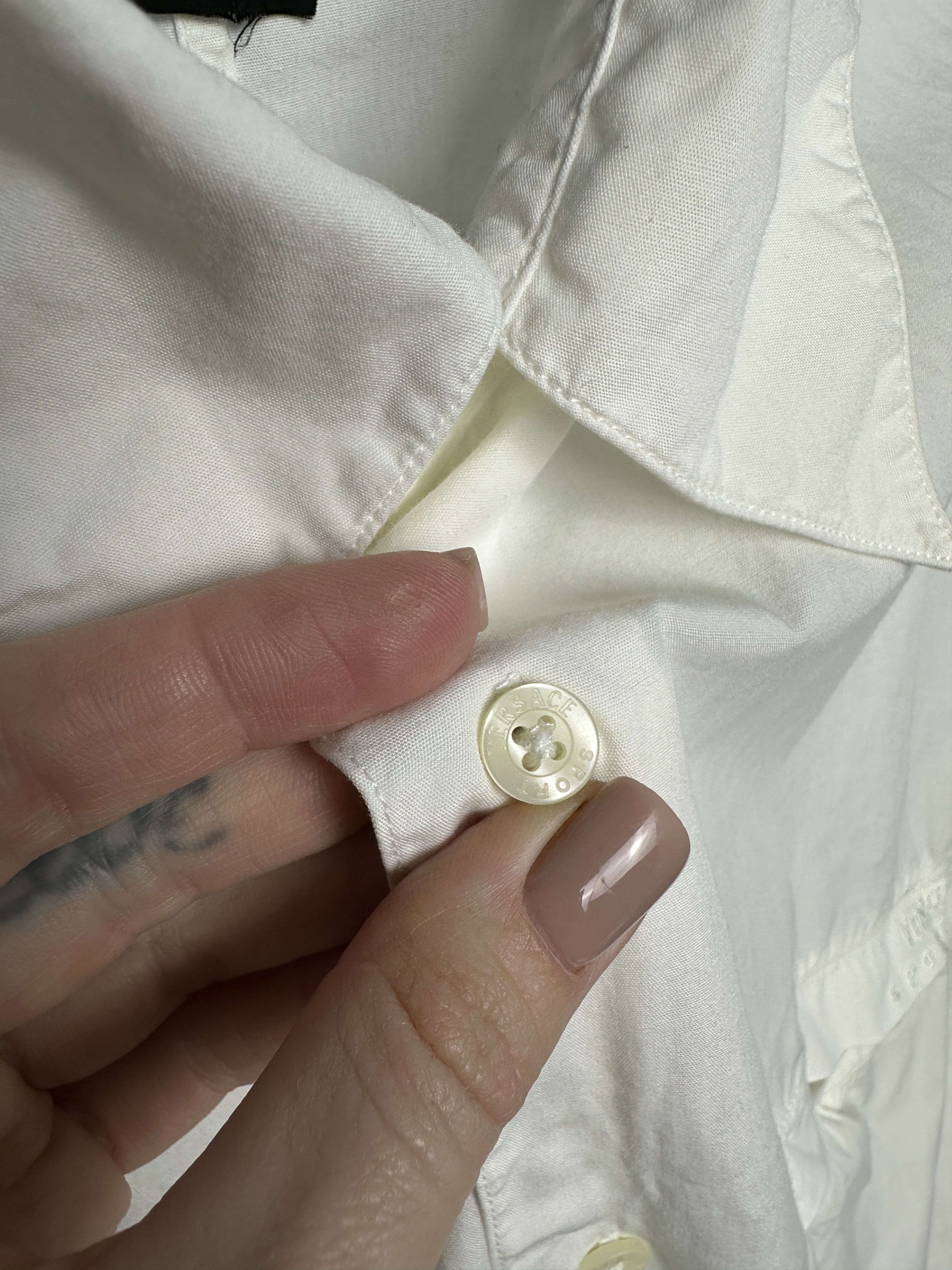 Versace × Vintage Versace Sport Vintage Mens Long Sleeve White Shirt Size US XL / EU 56 / 4 - 5 Thumbnail