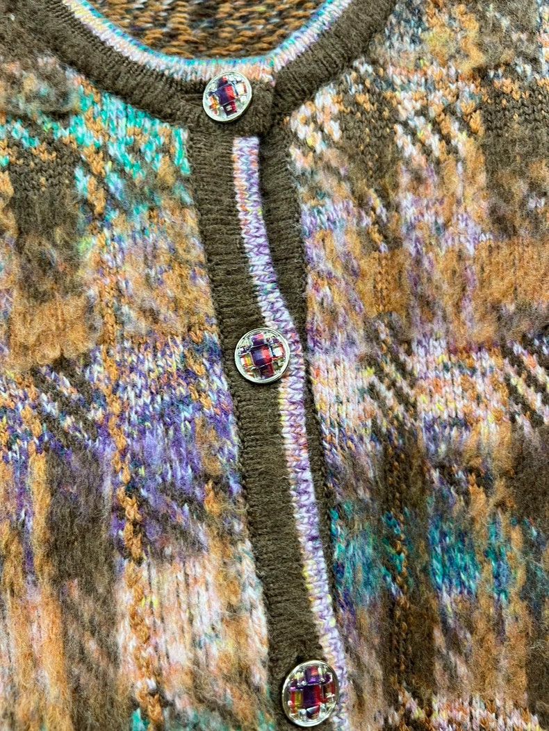 Chanel Chanel 22A colorful plaid cardigan jacket Size XS / US 0-2 / IT 36-38 - 2 Thumbnail