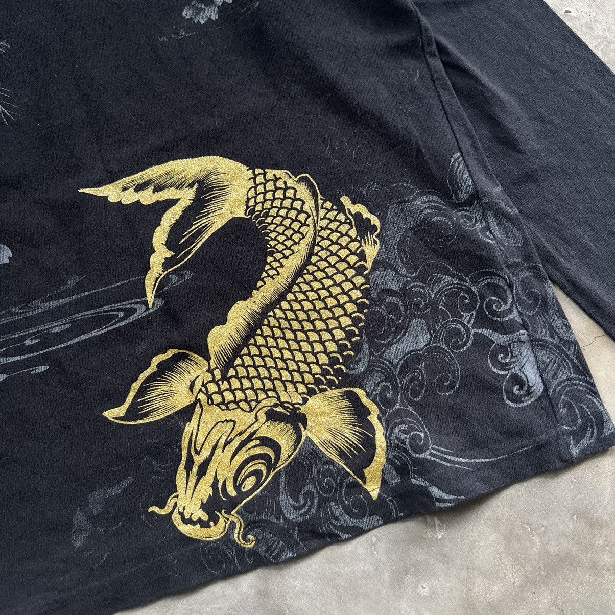 Bullet Noise 2000s Bullet Noise Karakuri Style Gold Koi Longsleeve Shirt Size US M / EU 48-50 / 2 - 3 Thumbnail