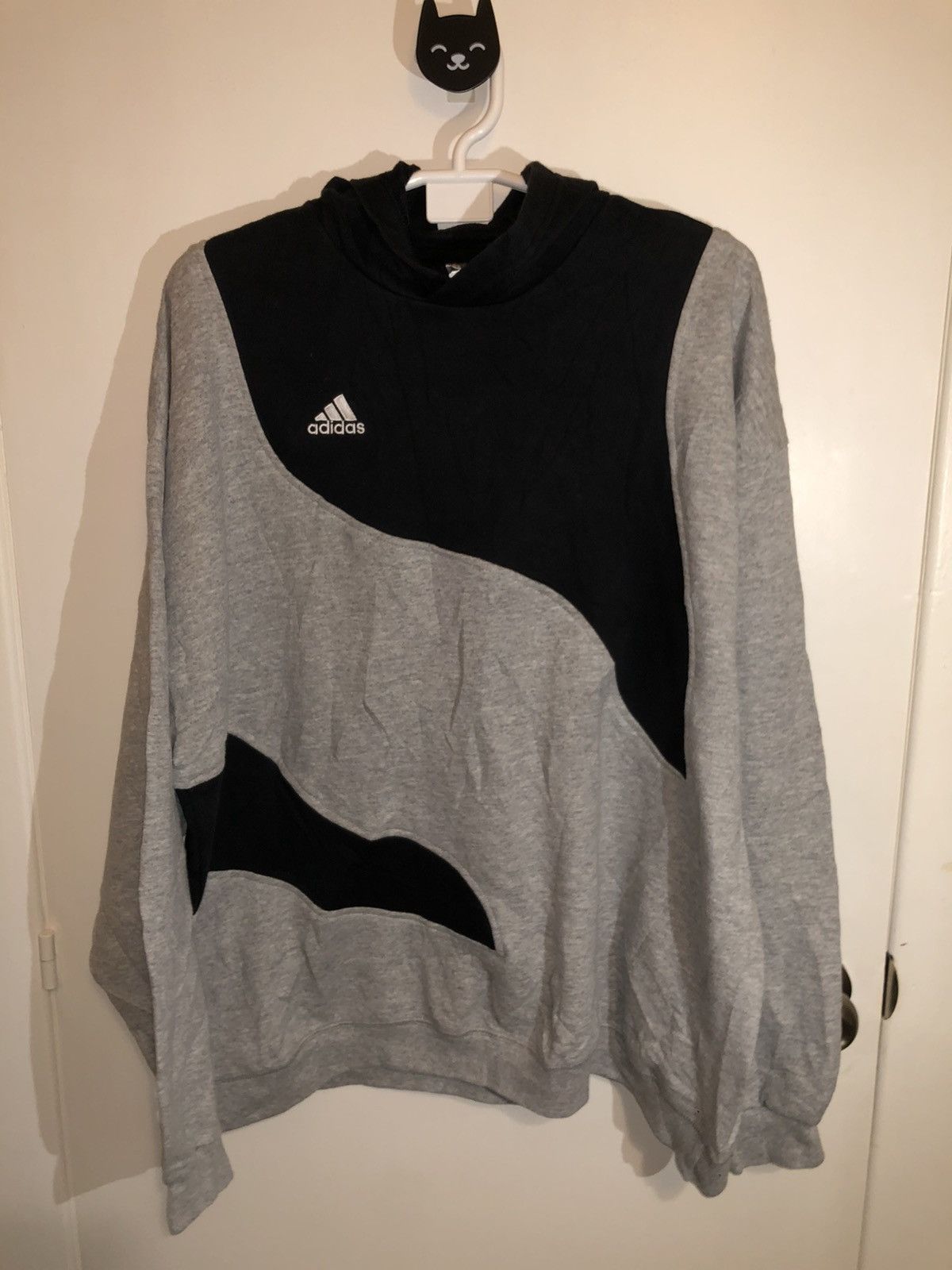 Adidas × Vintage Grey and Black Retro Adidas Hoodie Size US L / EU 52-54 / 3 - 2 Thumbnail