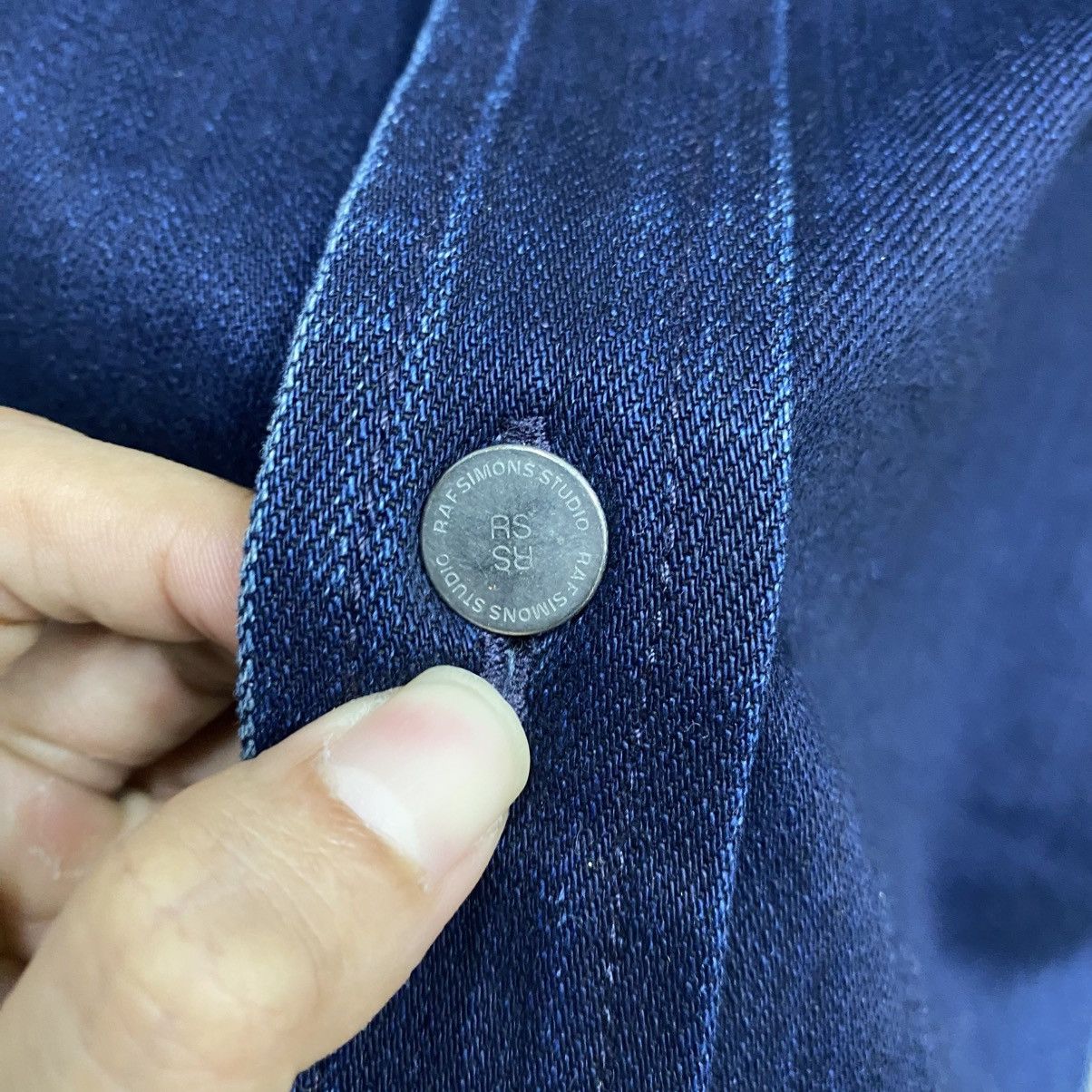 Raf Simons RAF simons Denim Shirt With Leather Patch Size US M / EU 48-50 / 2 - 8 Thumbnail