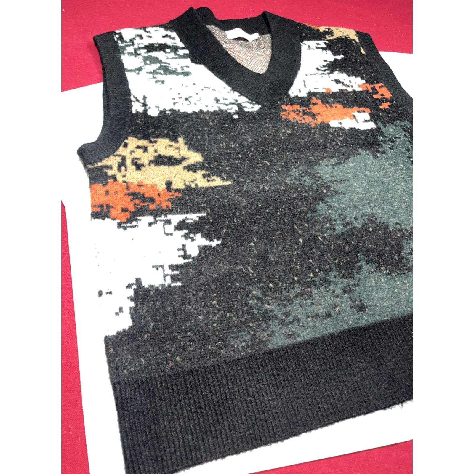 Topman TopMan V Neck Vest Colorful KnIT Blotchy Geometric Knit Sleeveless Medium Men’s Size US M / EU 48-50 / 2 - 3 Thumbnail