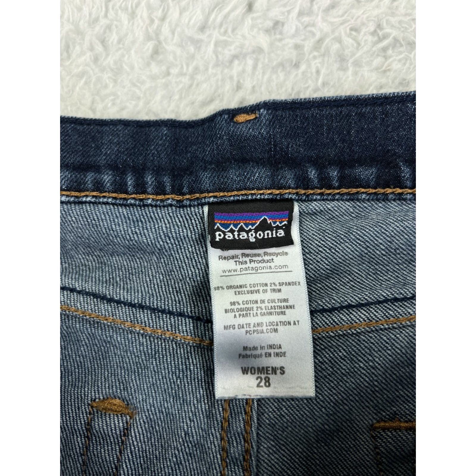 Patagonia Patagonia Jeans Womens 28 Blue Denim Dark Wash Low Rise Bootcut 28x31 Size 24" / US 00 / IT 34 - 6 Thumbnail