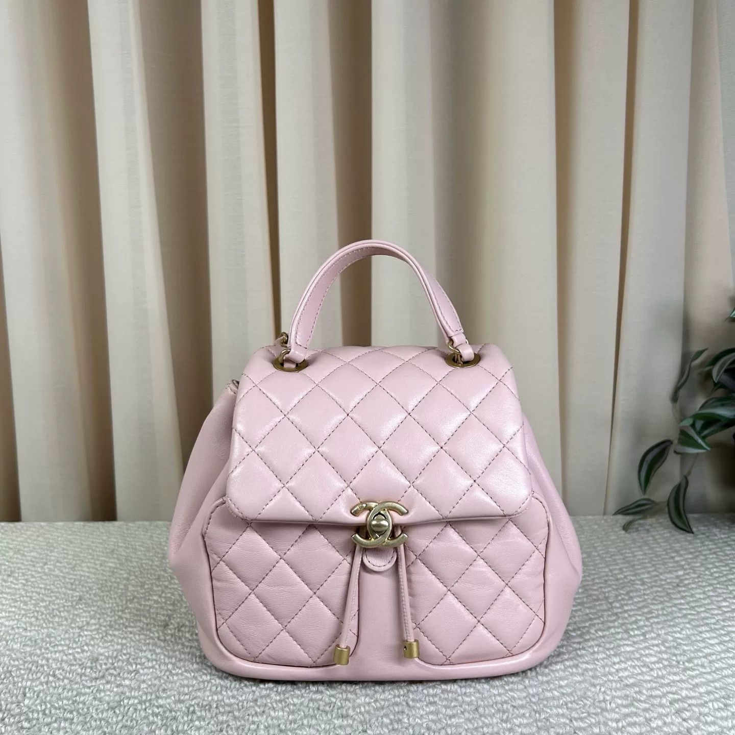 Chanel Pre-loved Bag Very good condition Size ONE SIZE - 1 Thumbnail