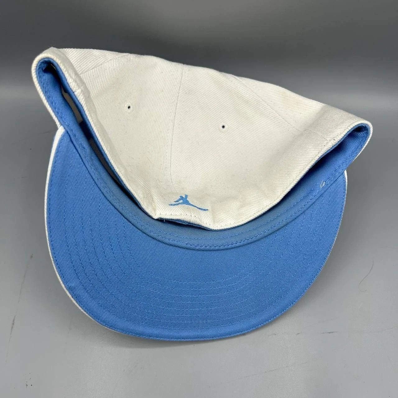 Jordan Brand Air Jordan Hat Men 7 1/8 Embroidered Jumpman Fitted Cotton Size ONE SIZE - 8 Thumbnail