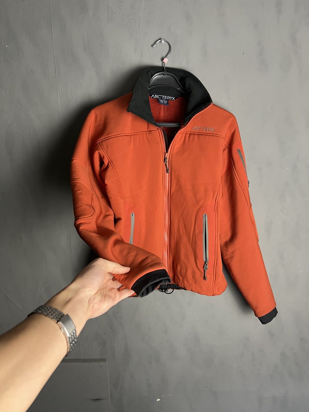 Arc'teryx Vintage Arcteryx Gamma Softshell Zip Up Jacket Womens Size S Size US S / EU 44-46 / 1 - 2 Thumbnail