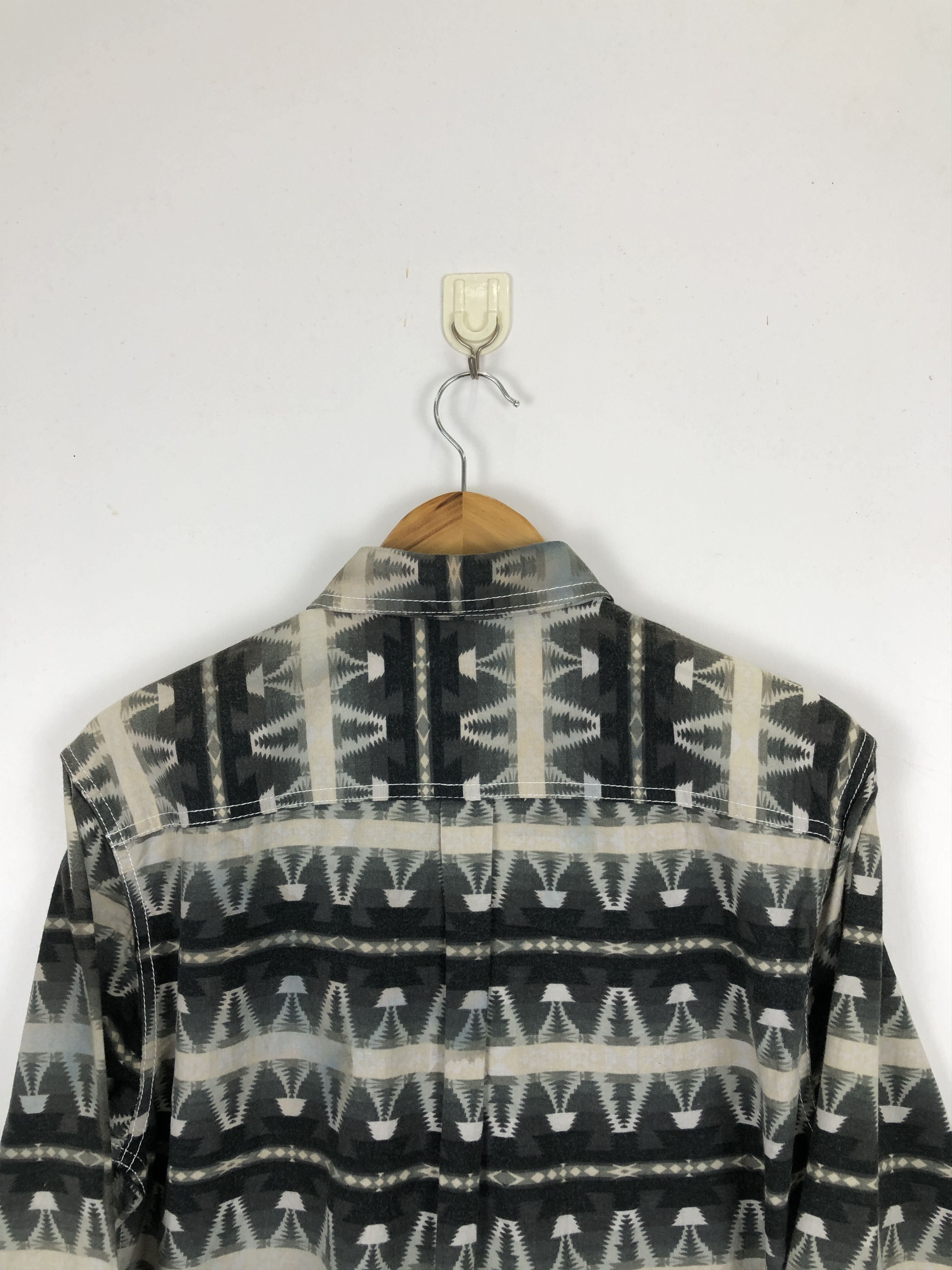 Smith's American × Vintage Vintage 90s Smiths American Native Navajo Shirt TA0459 Size US L / EU 52-54 / 3 - 4 Thumbnail
