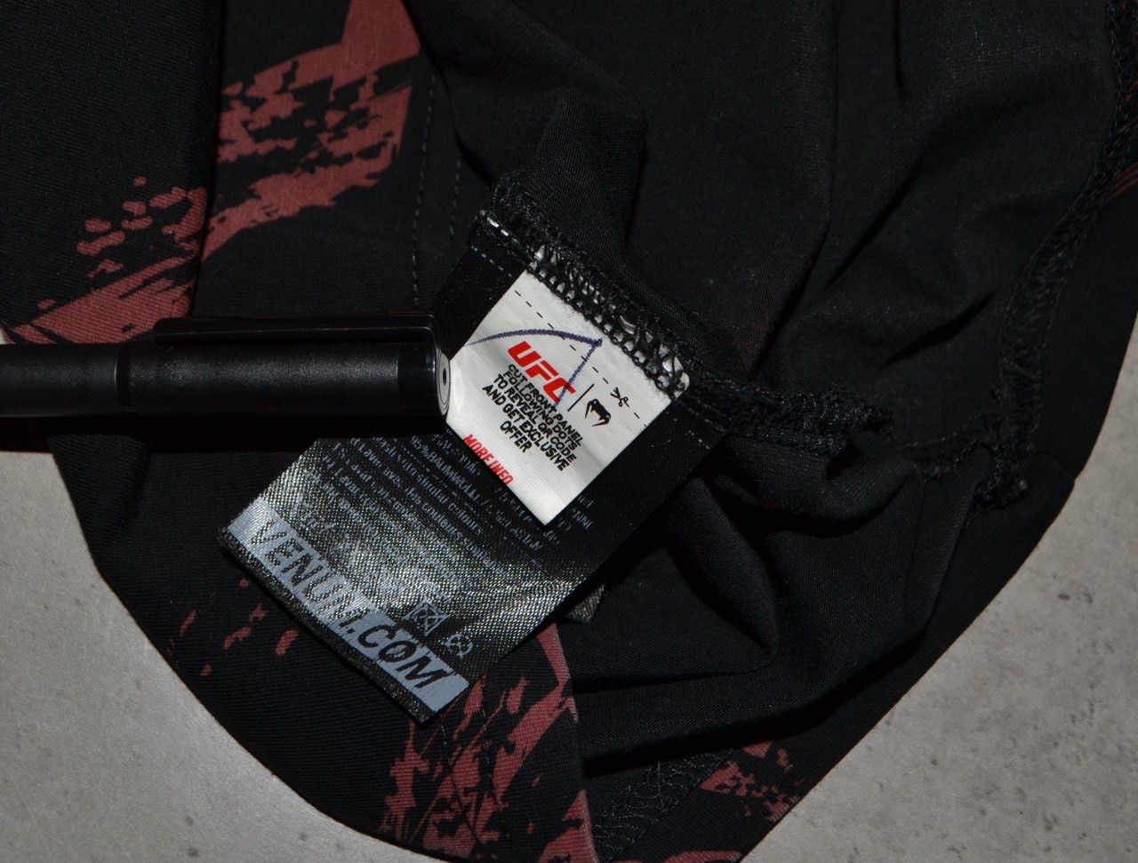 UFC Venum UFC Authentic Fight Week Long Sleeve T-Shirt Size L Size US L / EU 52-54 / 3 - 7 Thumbnail