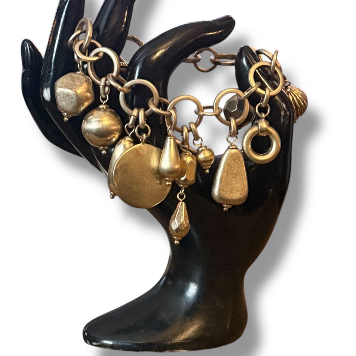 Other Chunky gold tone charm toggle bracelet Size ONE SIZE - 2 Thumbnail