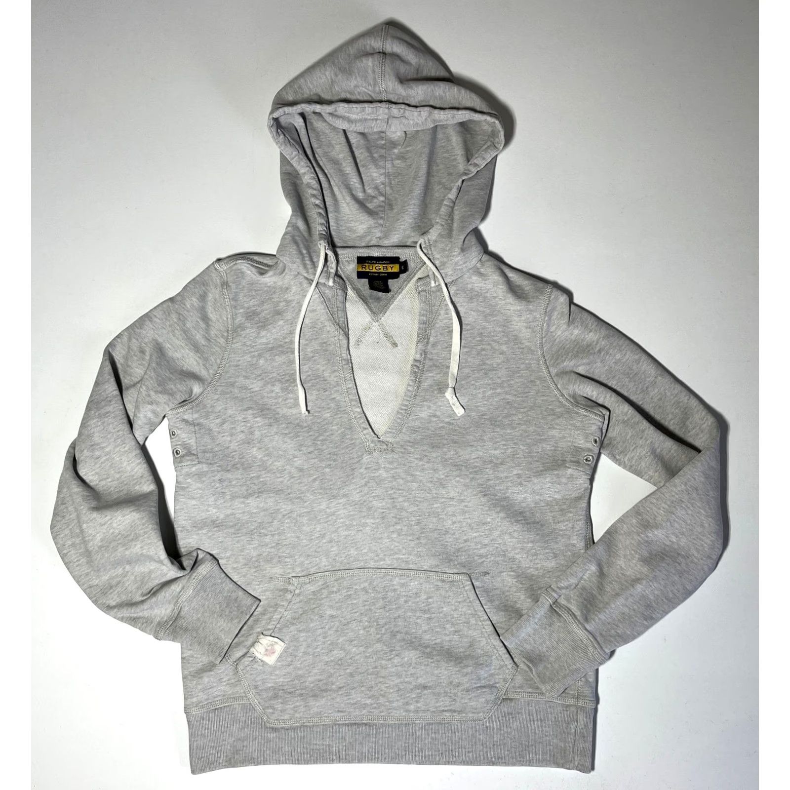 Ralph Lauren VINTAGE Ralph Lauren Rugby Women’s Hoodie V-Neck Pullover Size S Gray Size S / US 4 / IT 40 - 3 Thumbnail