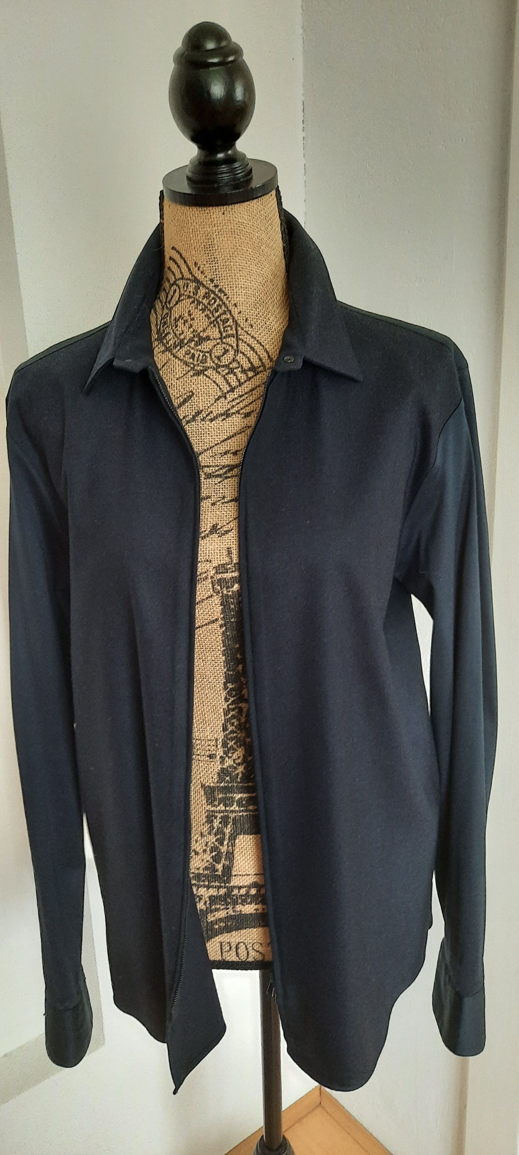 Emporio Armani EMPORIO ARMANI Men's Shirt Jacket Dark Blue Size 41(16) Size US L / EU 52-54 / 3 - 1 Thumbnail