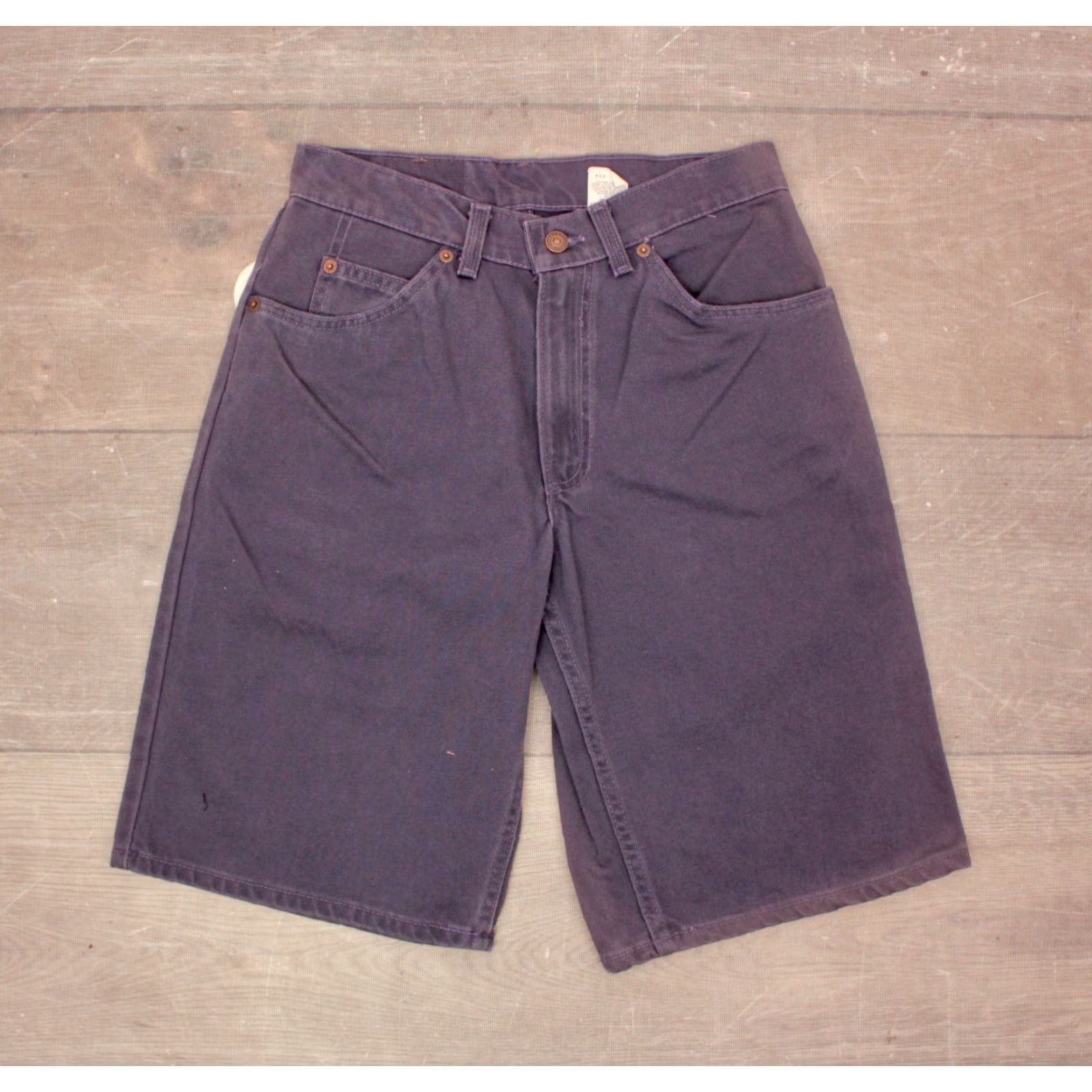 Levi's VINTAGE Levi's Jeans Shorts Men’s 1990s Purple 560 Denim Cotton 30 Inseam 12 Regular size Jorts 90s ? Size US 30 / EU 46 - 2 Thumbnail