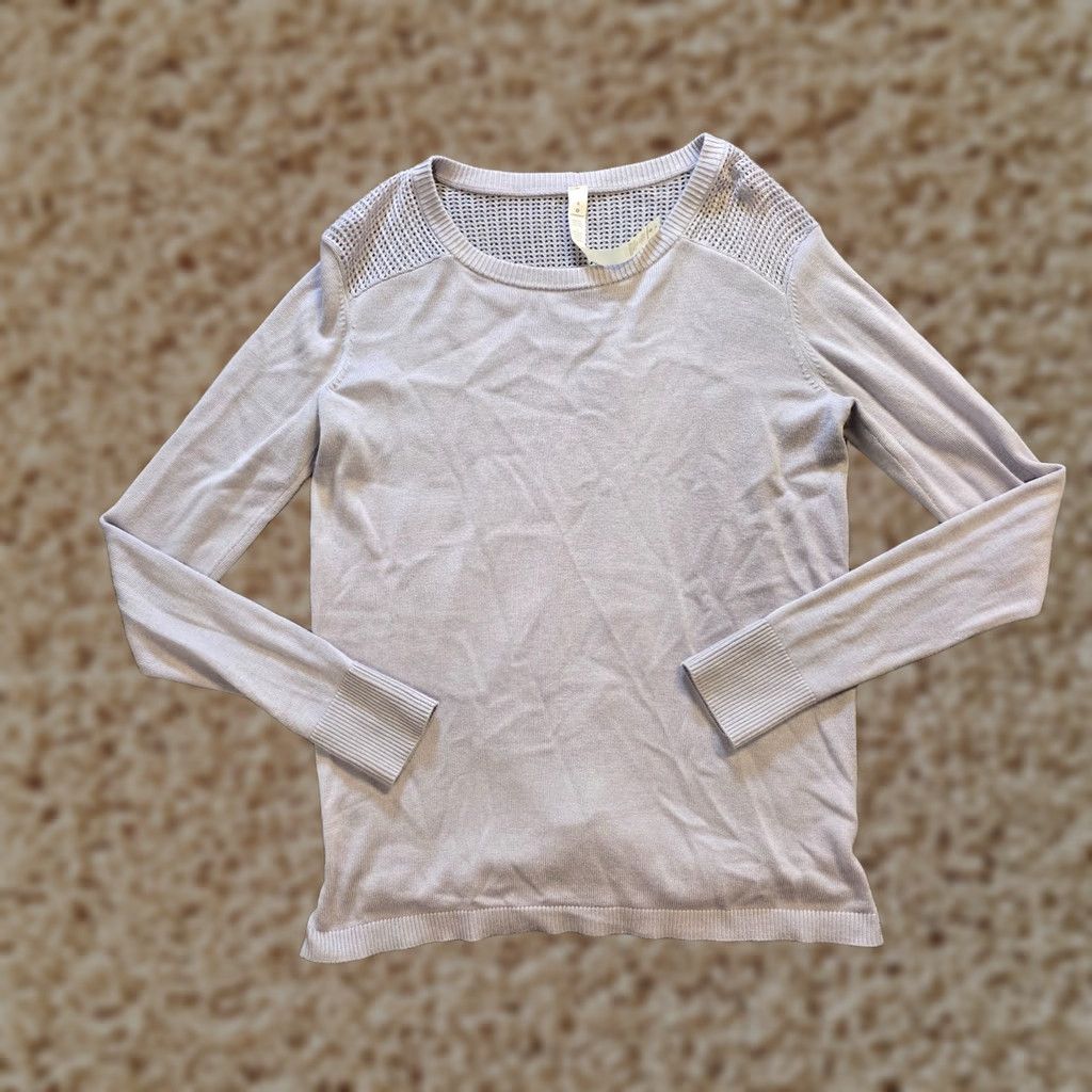 Lululemon Lululemon Sweater Womens 4 Gray Purple Back To Balance Cashmere Blend Open Back Pullover Knit Long Sleeve Round Neck Casual Womens Size S / US 4 / IT 40 - 1 Thumbnail