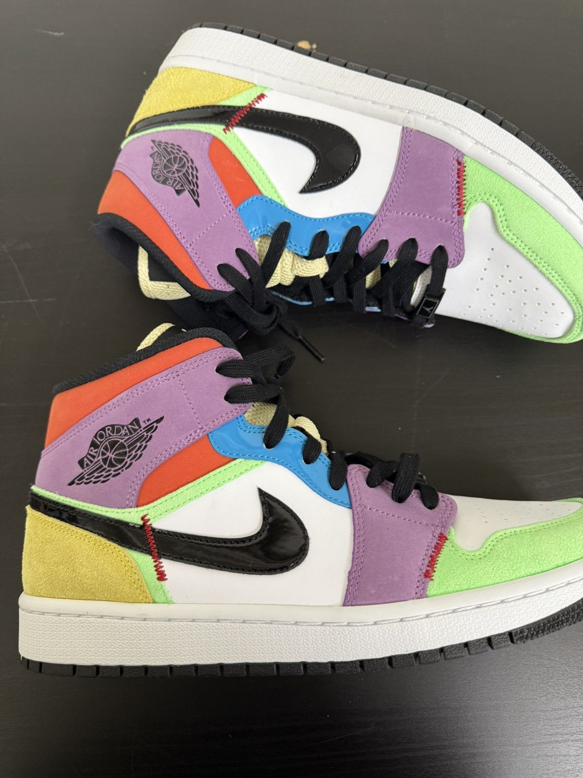 Nike AIR JORDAN 1 MID SE- MULTICOLOR Size US 11 / EU 44 - 1 Thumbnail