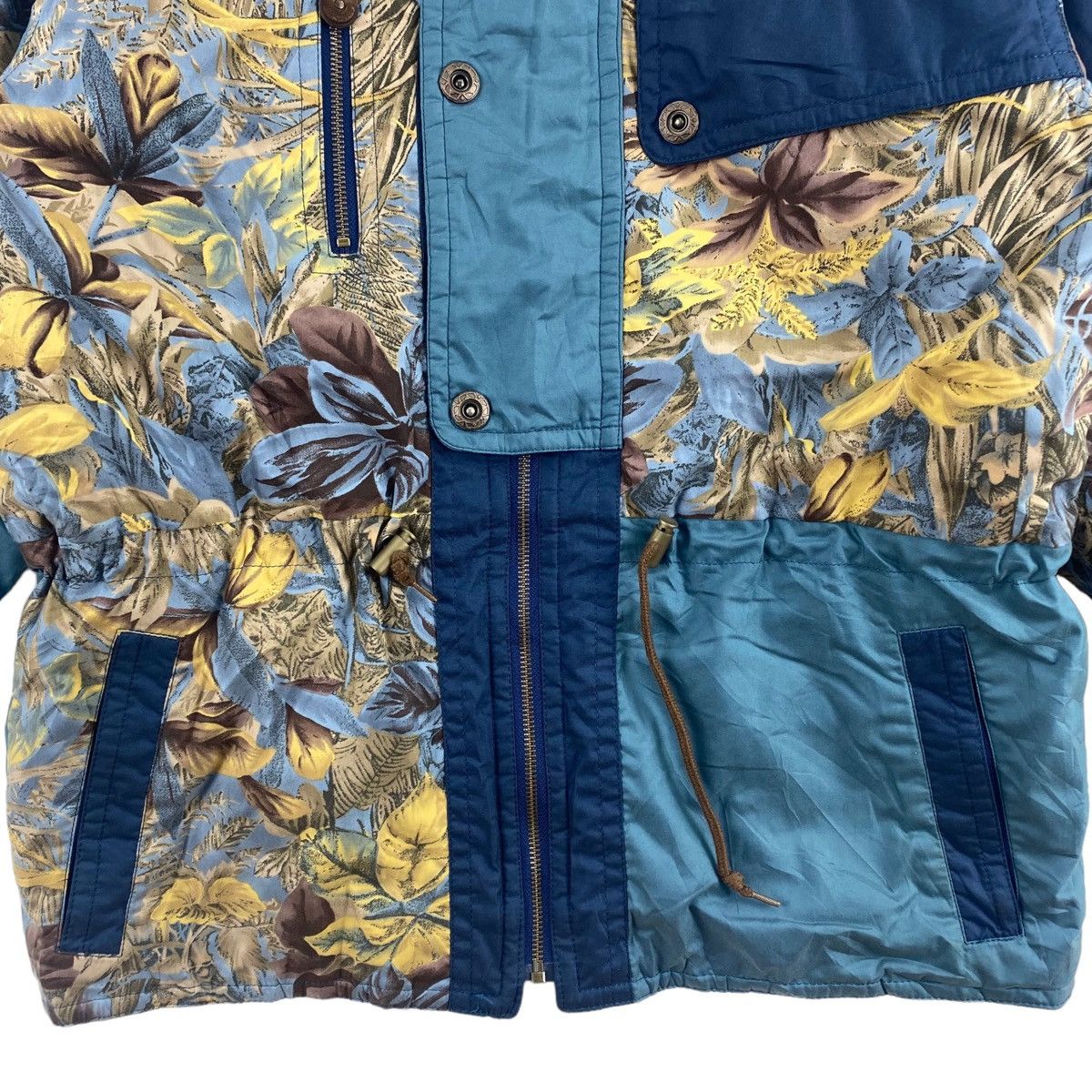 Japanese Brand COURMAYEUR Japan Hooded Winter Ski Surf Patchwork Design Size M / US 6-8 / IT 42-44 - 3 Thumbnail
