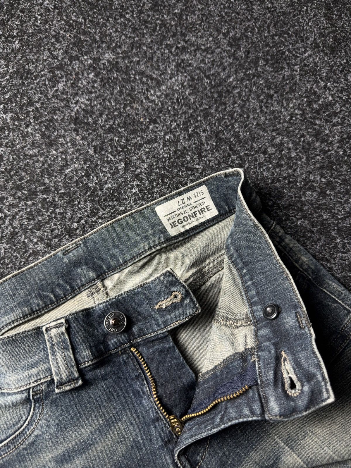 Diesel 00s Diesel JEGONFIRE Moto Faded Denim Jeans Slim Straight Size 27" / US 4 / IT 40 - 9 Thumbnail