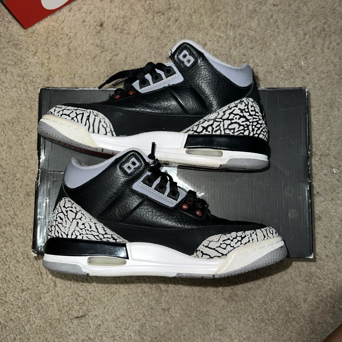 Jordan Brand Air Jordan 3 Retro GS Size US 4.5 / IT 34.5 - 2 Thumbnail