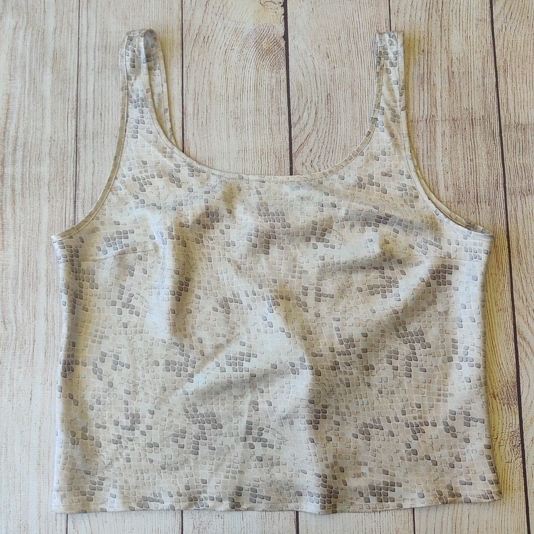 Victoria's Secret silky satin double scoop neck camisole sz M Size ONE SIZE - 3 Thumbnail