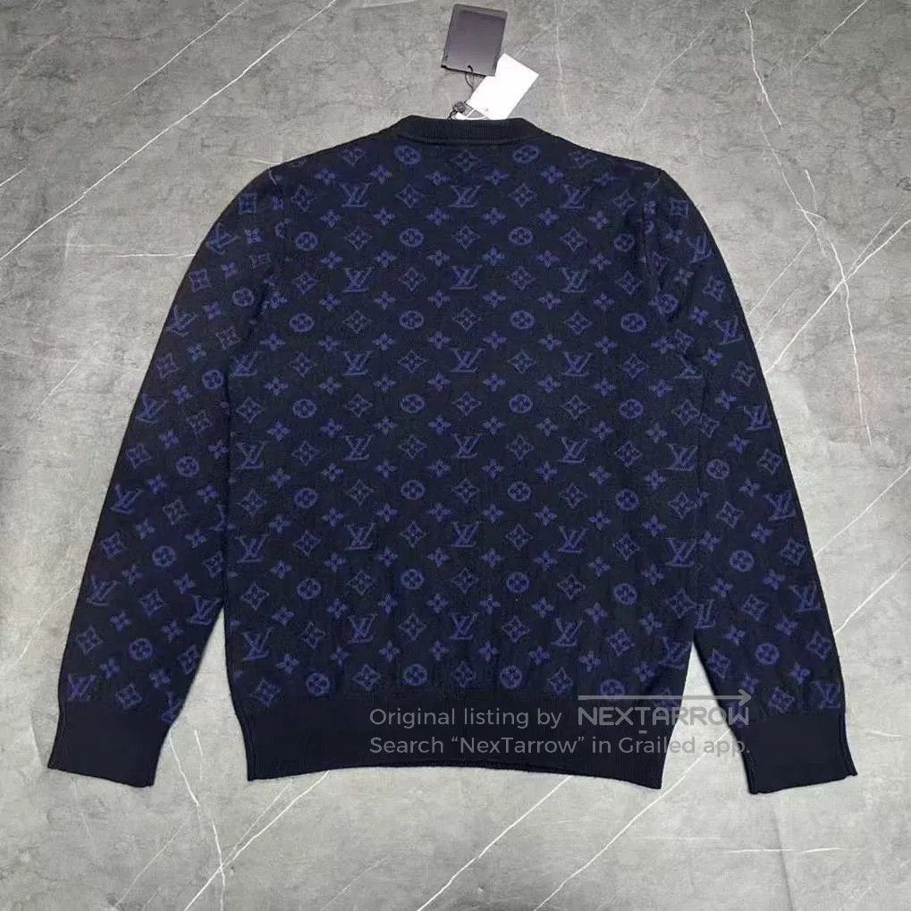 Louis Vuitton louis vuitton logo sweater in navy blue. Size US L / EU 52-54 / 3 - 2 Thumbnail