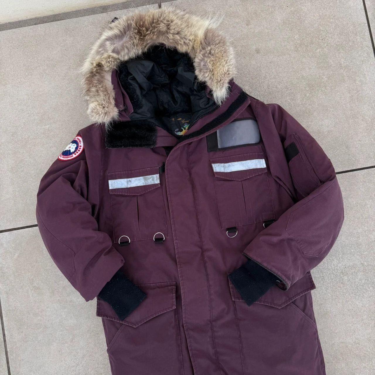 Canada Goose Canada Goose Resolute Parka Jacket Burgandy Winter Warmed Size US L / EU 52-54 / 3 - 3 Thumbnail