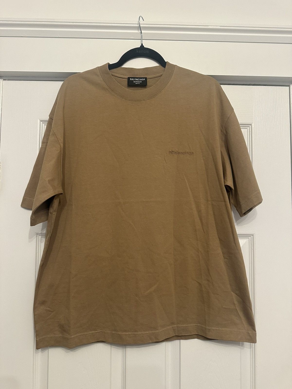 Balenciaga Balenciaga Campaign Beige Tee Size US M / EU 48-50 / 2 - 1 Thumbnail