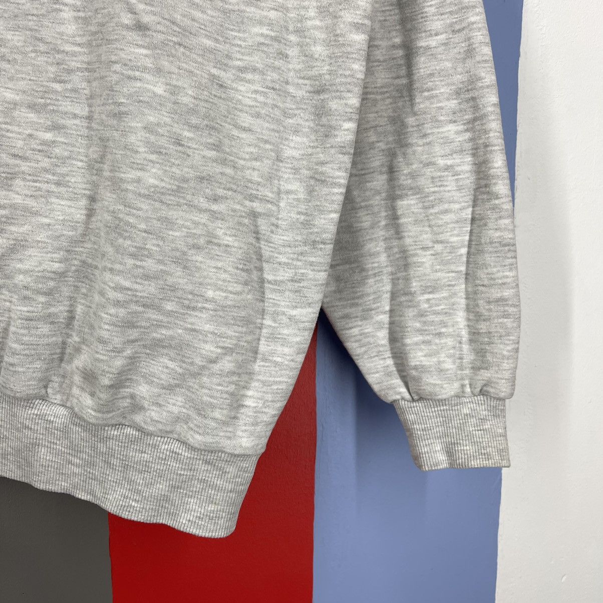 Vintage Vintage ANIES VALENTINO Crew Neck Sweatshirt #1418/AW Size US M / EU 48-50 / 2 - 4 Thumbnail