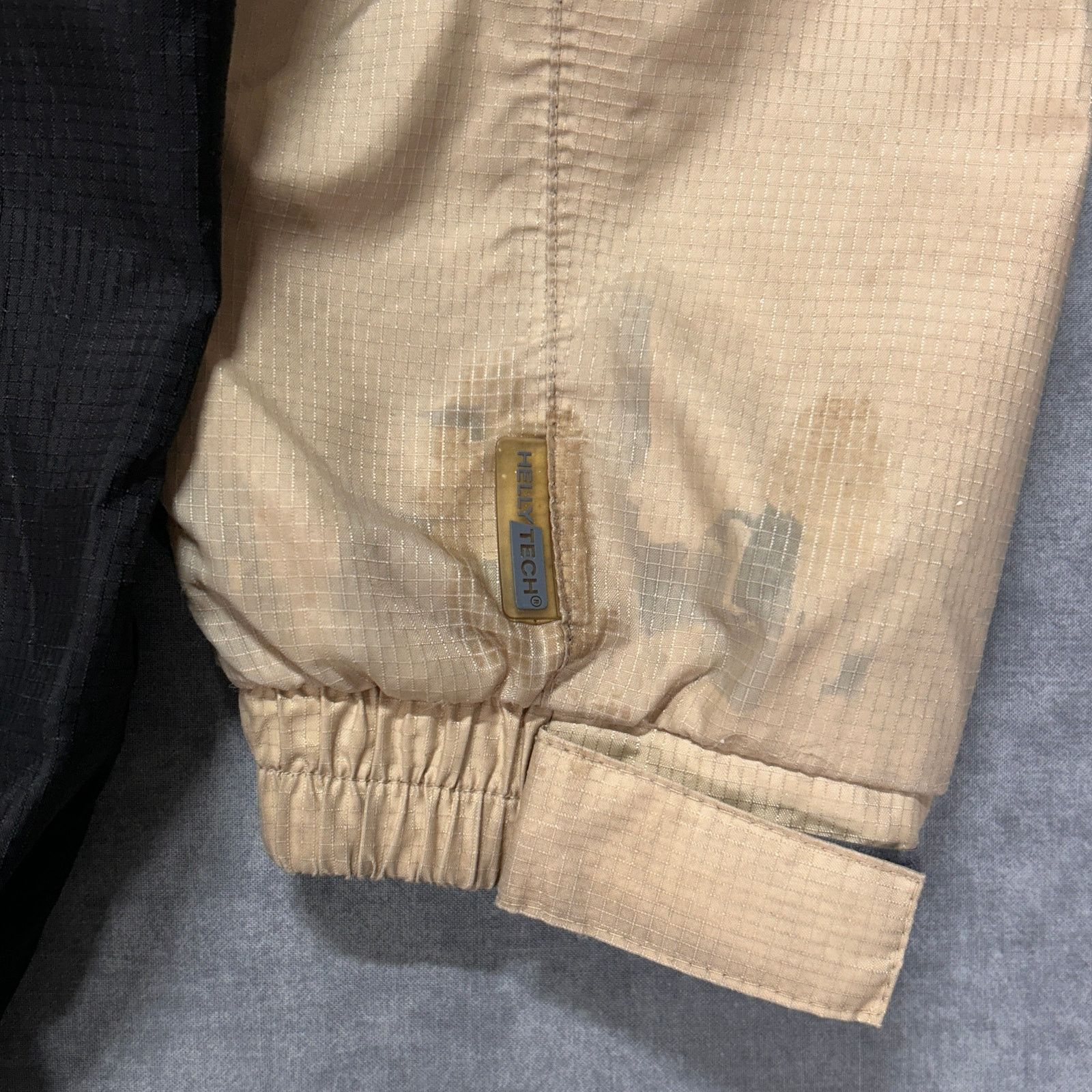 Helly Hansen VTG Y2K Helly Hansen Helly Tech gorpcore windbreaker mens XL Size US XL / EU 56 / 4 - 4 Thumbnail
