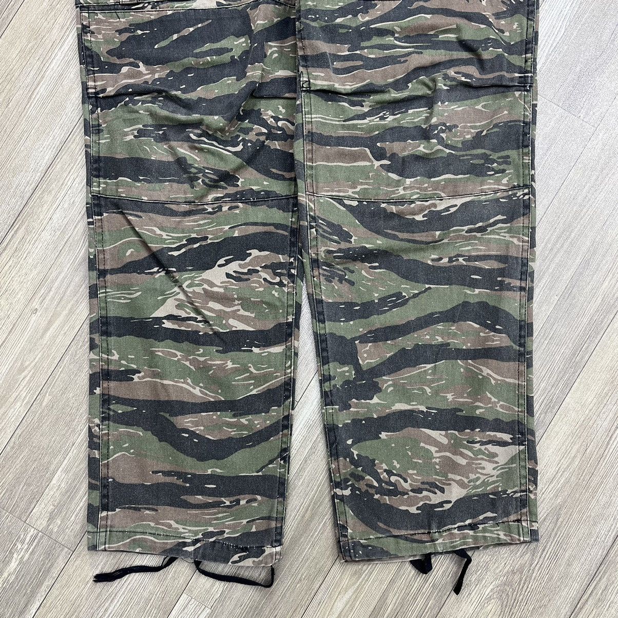 Vintage Vintage Rotcho BDU Camouflage Tiger Stripe Cargo Pants Size US 33 - 12 Thumbnail