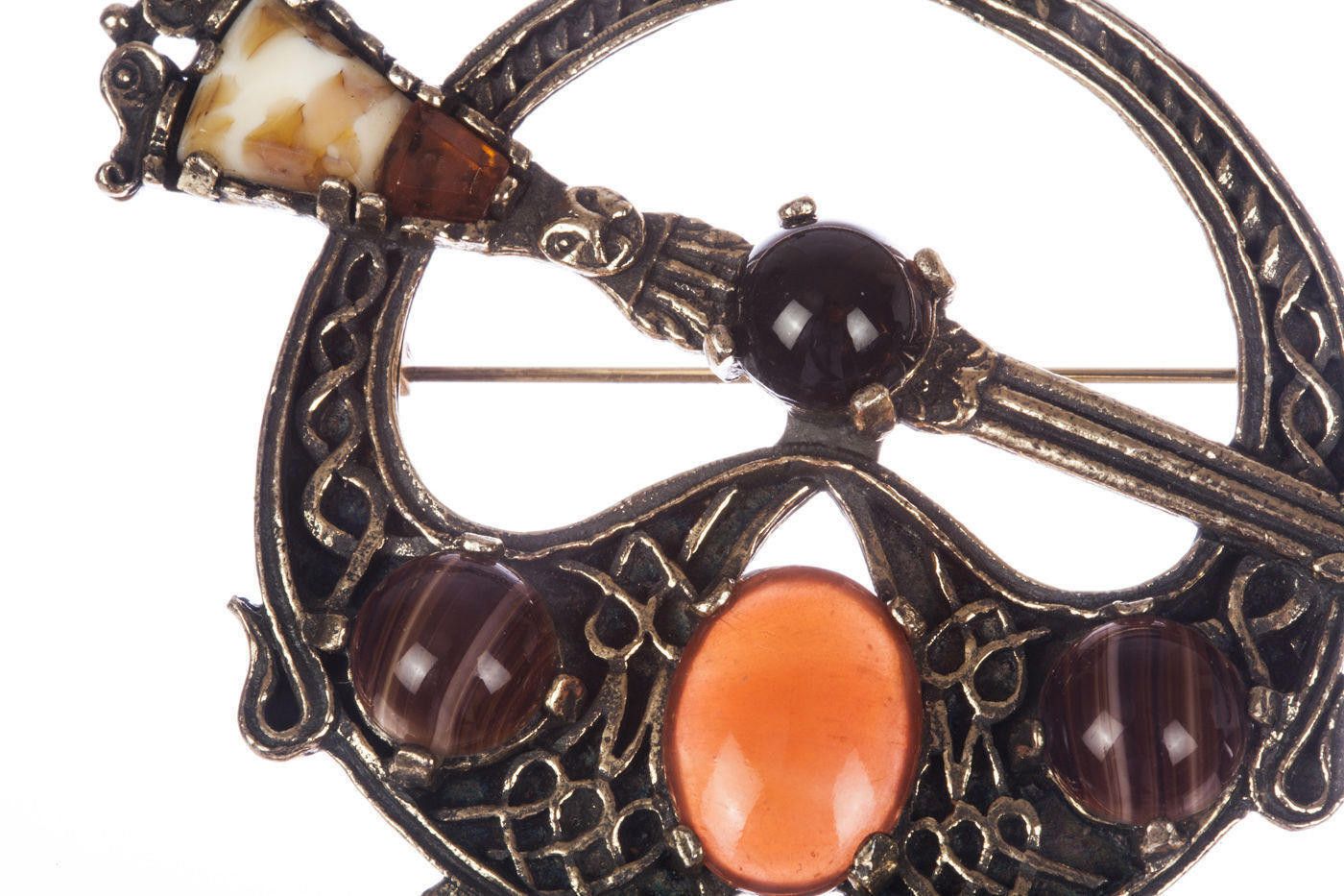 Designer Miracle Scottish Agate Glass Penannular Brooch Size ONE SIZE - 2 Thumbnail